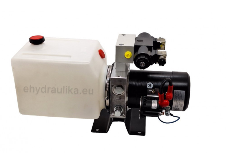 Mini aggregátum 2,0 kW, 12 DC, 5,8 cm3, 6 literes tartály, egy kapcsolótáblával